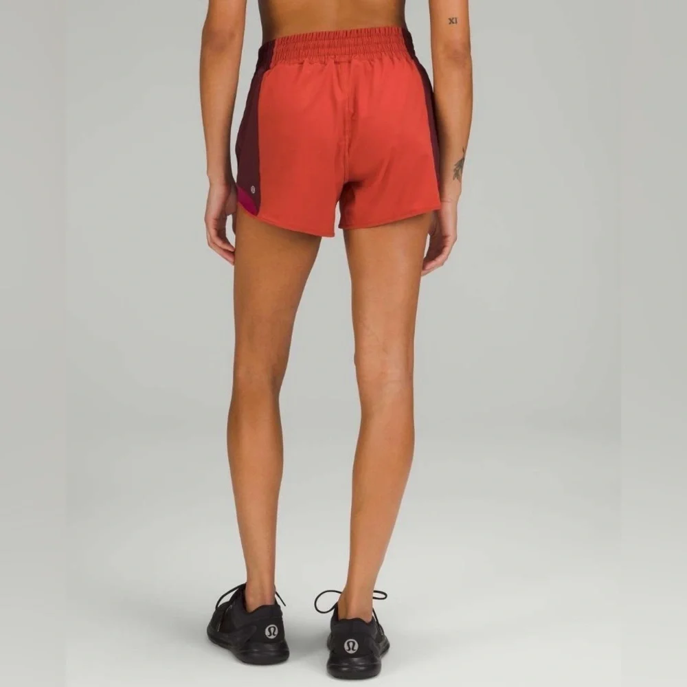 Lululemon Hotty Hot Short 4” Colour Block Red Rock Red Merlot Pomegranate Sz 2